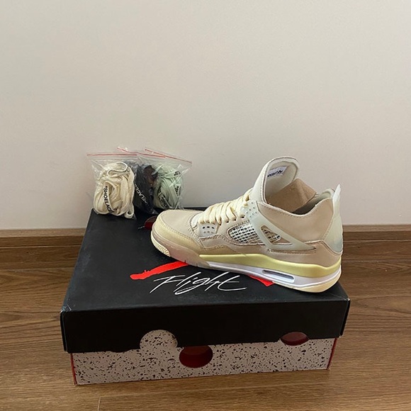 Jordan Thick Soled Cream Versatile Sneakers - Picture 3 of 6